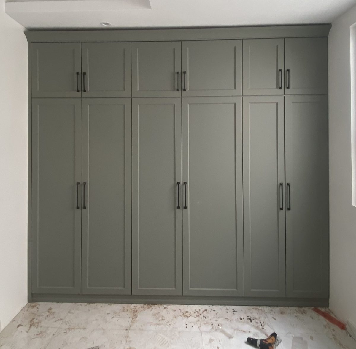 IMG E2476 کمد دیواری ممبران | رنگ سبز خاص