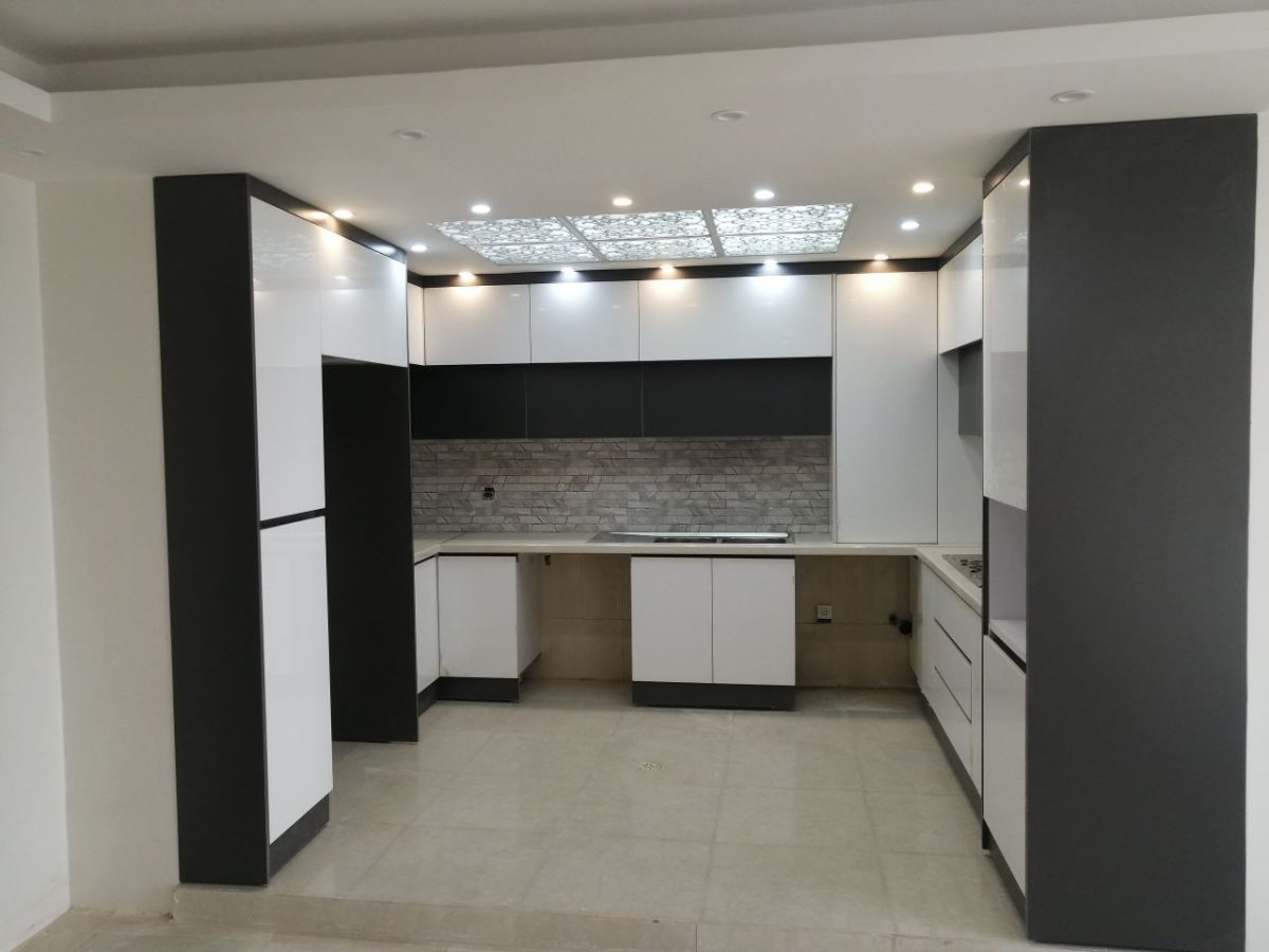 photo 2024 05 27 22 23 03 کابینت سفید طوسی | های گلاس