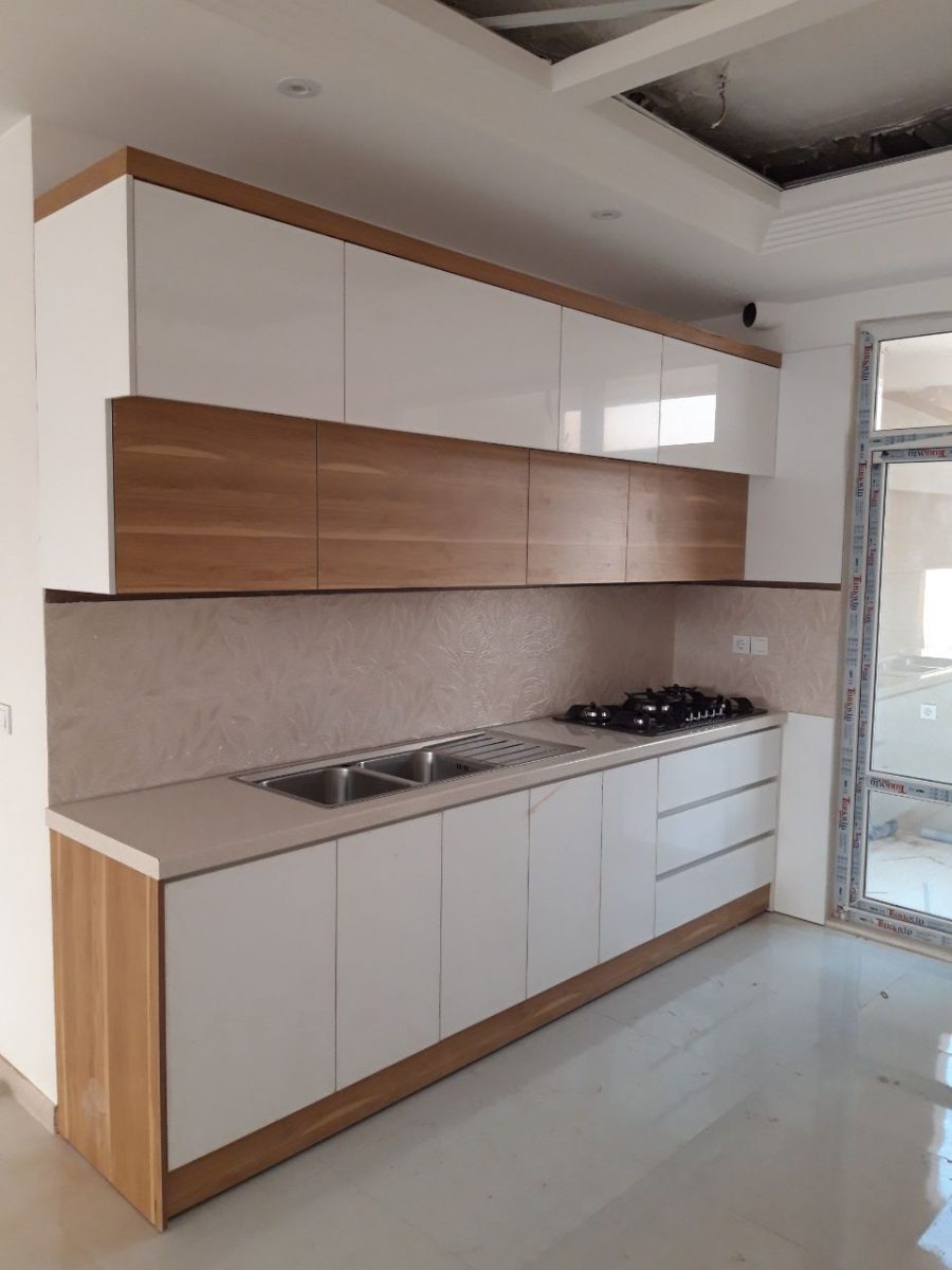 کابینت سفید قهوه ای | جنس ام دی اف و های گلاس 14 photo 2024 05 27 22 24 49 کابینت سفید قهوه ای | جنس ام دی اف و های گلاس